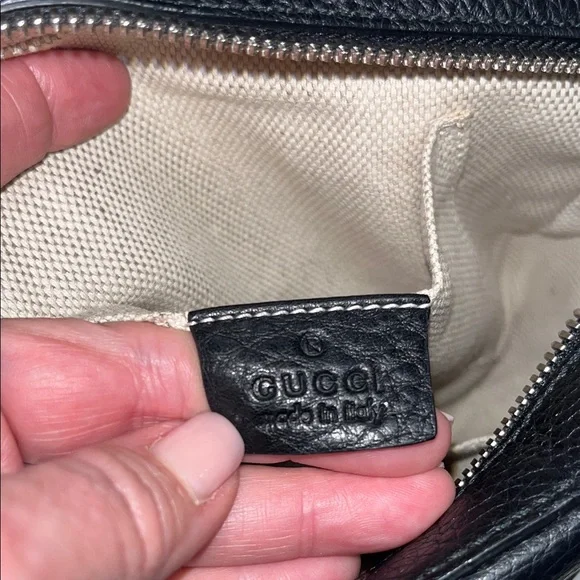 Gucci Black Soho Studded Disco Logo Leather Crossbody Bag - Picture 11 of 16